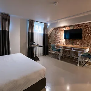 Ph Oosteinde Hotel